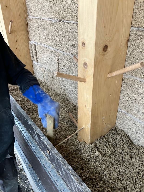 Kindergarten Untervaz – Stampfen Hanfkalk – ARGE Weitschies Krähenbühl